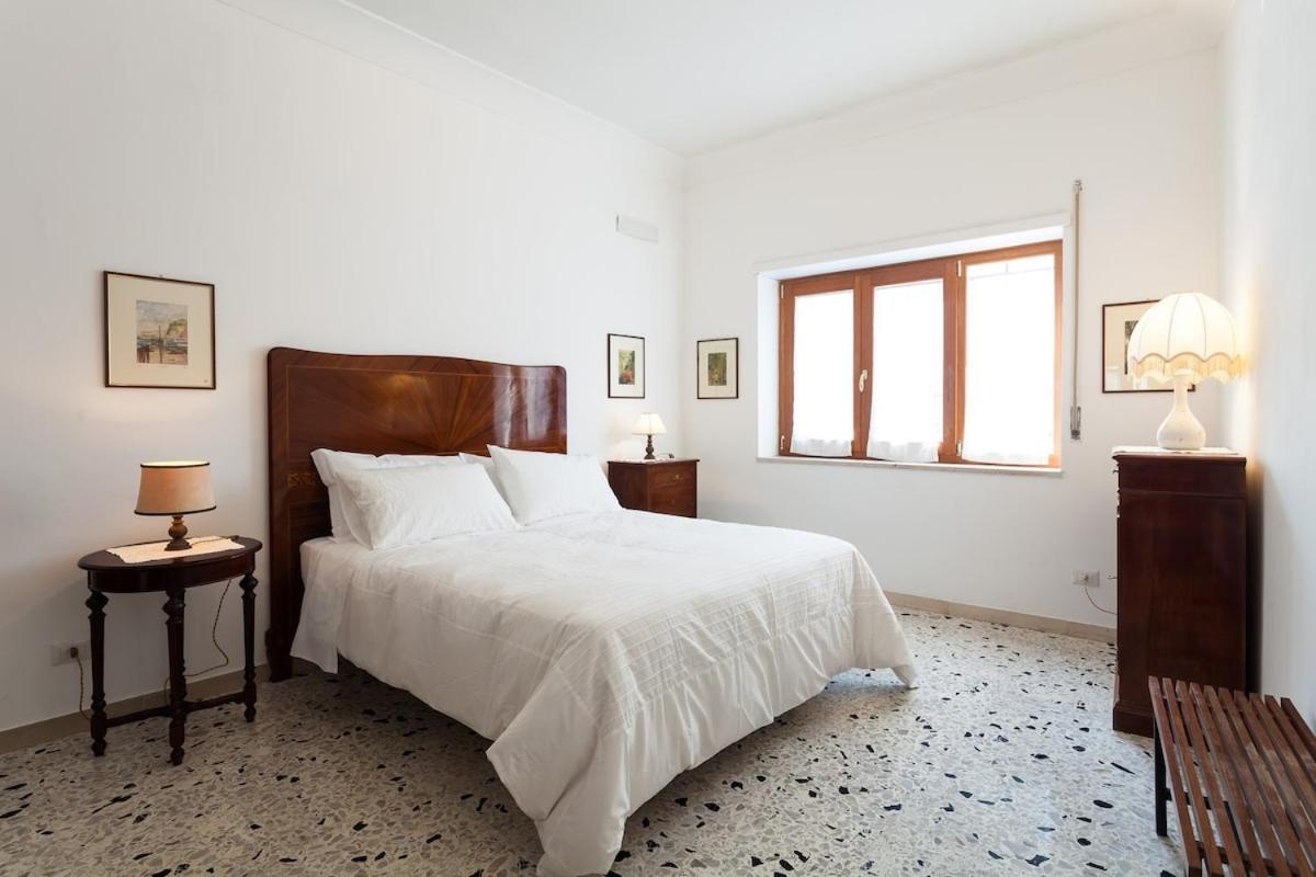 Casa Nina Lägenhet Sorrento Exteriör bild